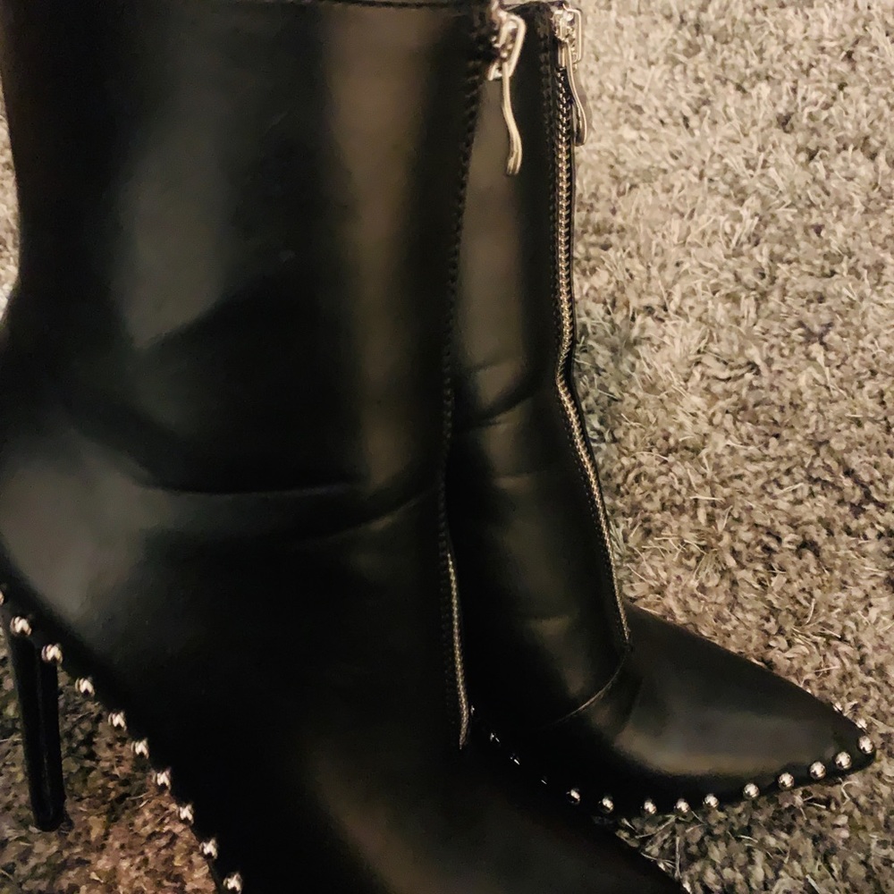Prettylittlething black studded ankle boots - Picture 3 of 5